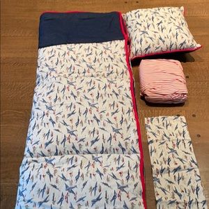 Kids Bedding: NEVER USED